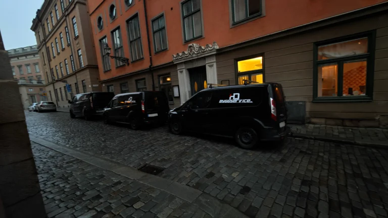 Bilar på rad stan varför anlita oss